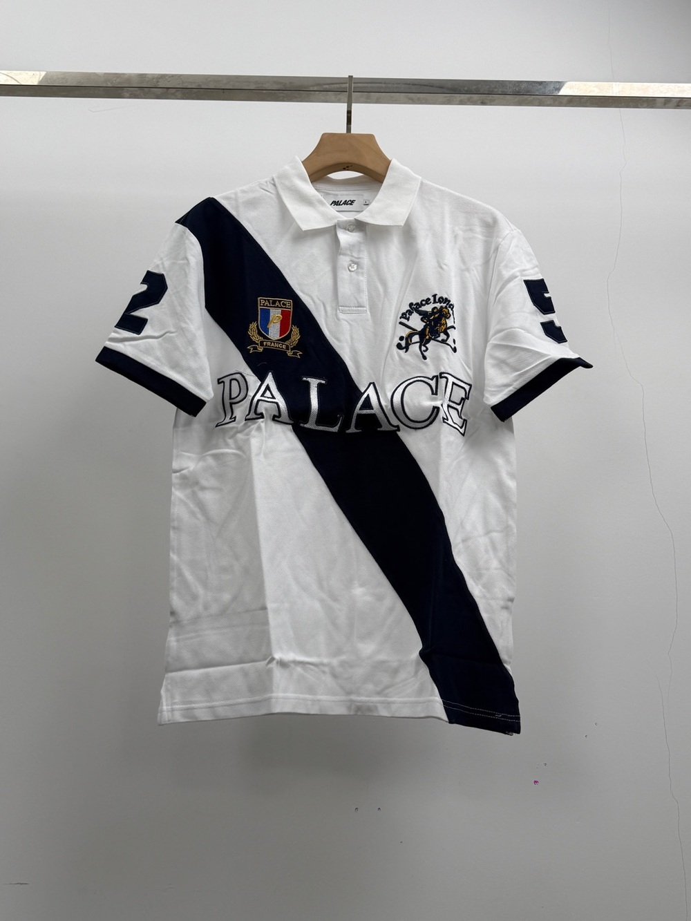 PALACE White Polo with Navy Diagonal Stripe and Crest